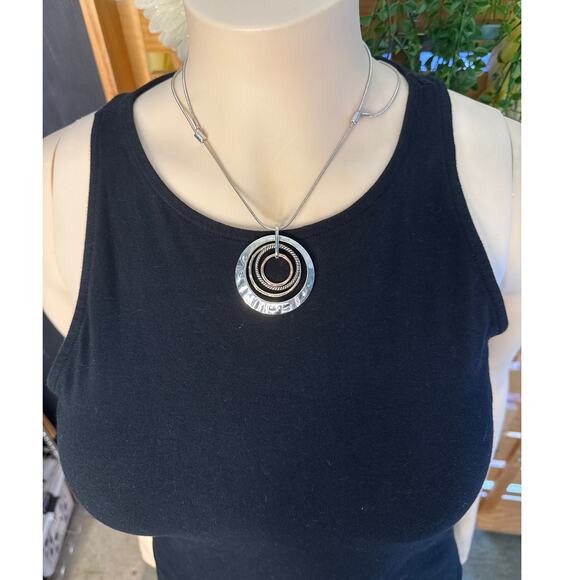 Torrid High Neck Tank Top  Size 3X in Black - Picture 4 of 5